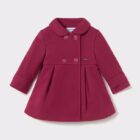 Abrigo de paño para bebé en color guinda de la marca Mayoral, ideal para eventos y paseos.