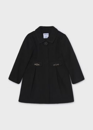 Abrigo de paño para niña en color negro de la marca Mayoral, ideal para eventos y paseos.